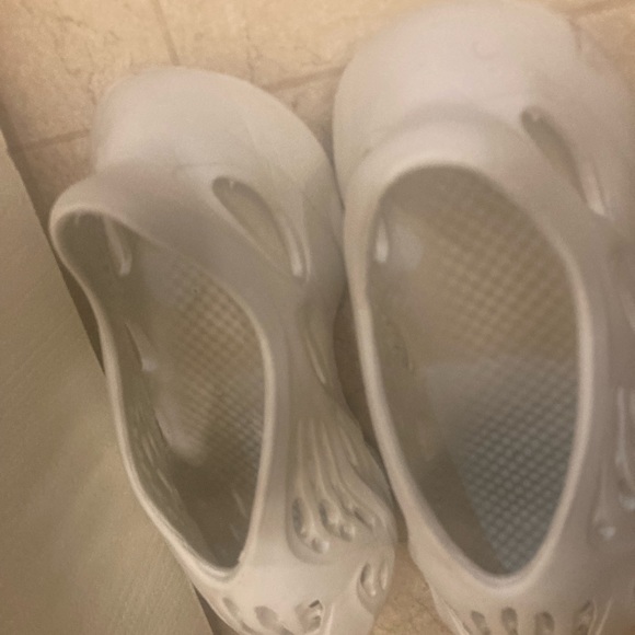 Yeezy Foam Runner - Picture 6 of 7